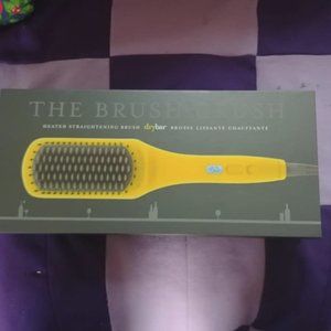 The Brush Crush, Heated straightening brush drybar